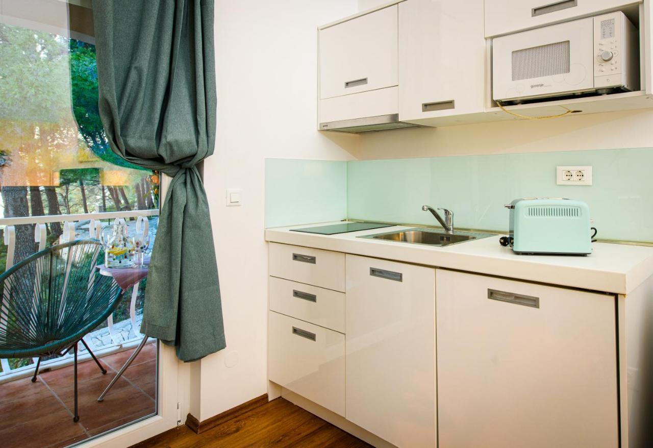 Lavica Bellevue Apartments & Studios Podstrana Dış mekan fotoğraf